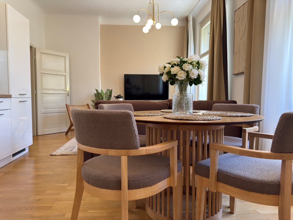 Elegant Historical Apartment
